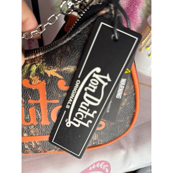 Von Dutch Outdoors Shoulder Bag - Picture 6 of 7